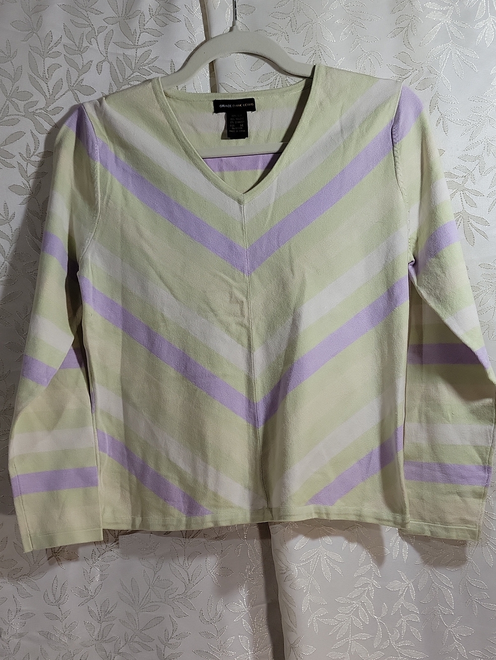Grace Elements Pale Green and Lavender Chevron V-Neck Long Sleeve Top